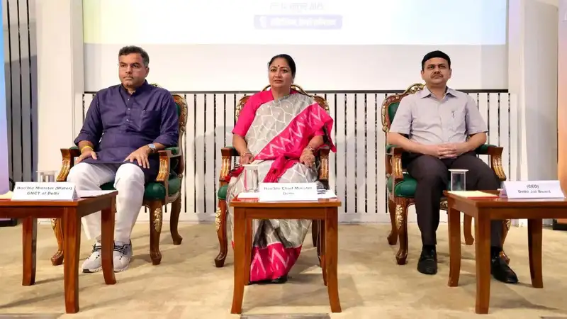 दिल्लीवासियों को ‘जल’ दिवाली का तोहफा: पुराने बिलों पर 100% लेट फीस माफ, अवैध कनेक्शन भी होंगे वैध