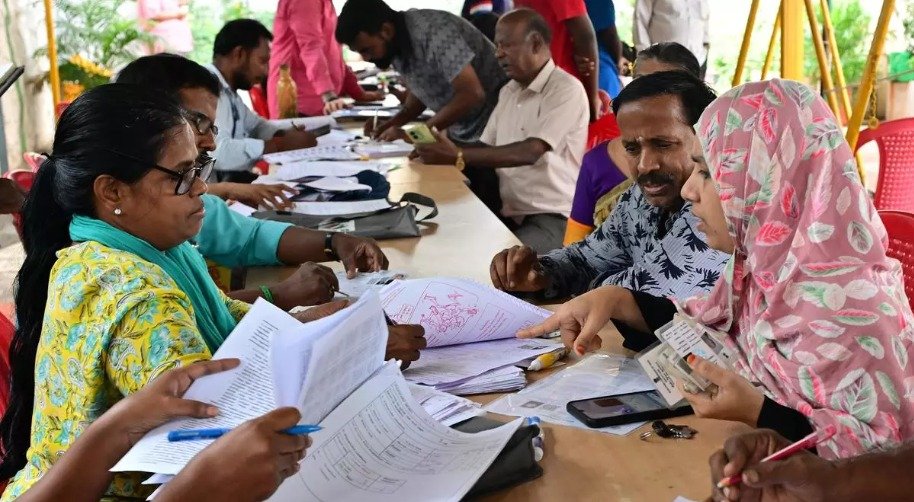 26 लाख मतदाताओं के रिकॉर्ड में मिलीं विसंगतियां, 31 जुलाई को जारी होगी ड्राफ्ट वोटर लिस्ट